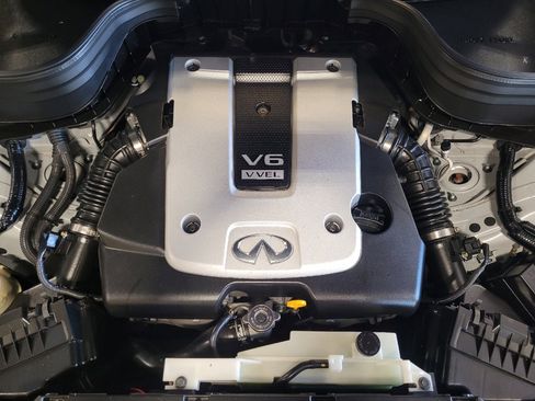 Used 2017 INFINITI QX50 2WD w/ Premium Plus Package image 30