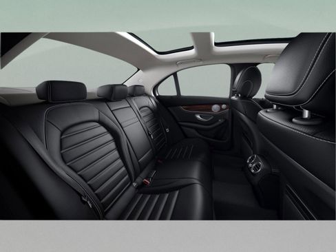 Used 2017 Mercedes-Benz C 300 Sedan image 42