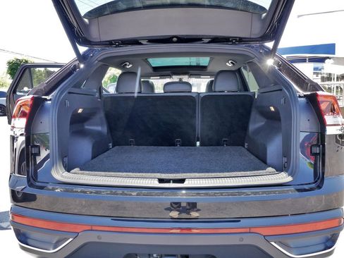 Used 2021 Volkswagen Atlas Cross Sport SE AWD/4WD image 17