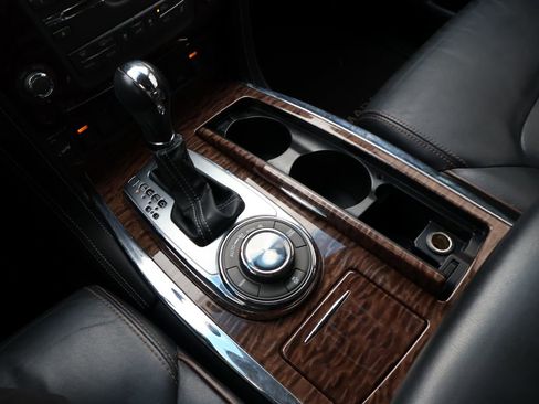 Used 2017 Nissan Armada SL w/ Technology Package image 27