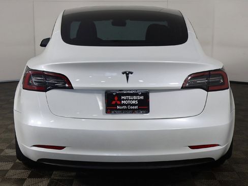 Used 2023 Tesla Model 3 Standard Range image 12