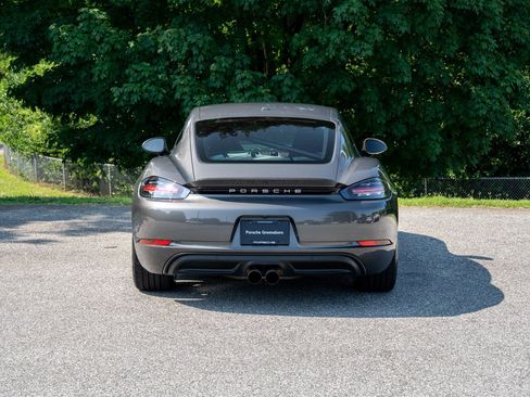 Used 2018 Porsche 718 Cayman S RWD image 6