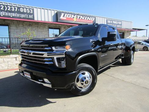 Used 2022 Chevrolet Silverado 3500 High Country AWD/4WD image 1