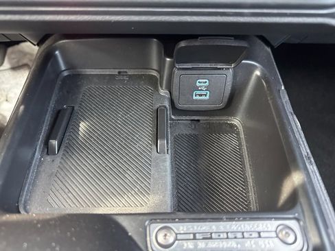 Used 2025 Ford Bronco Outer Banks image 29