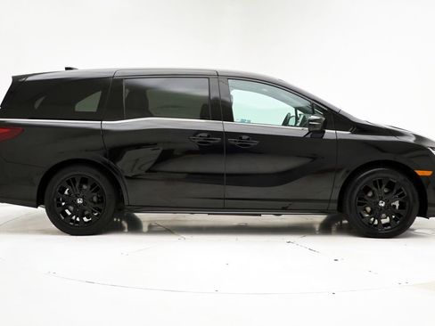 Used 2025 Honda Odyssey Sport-L image 3