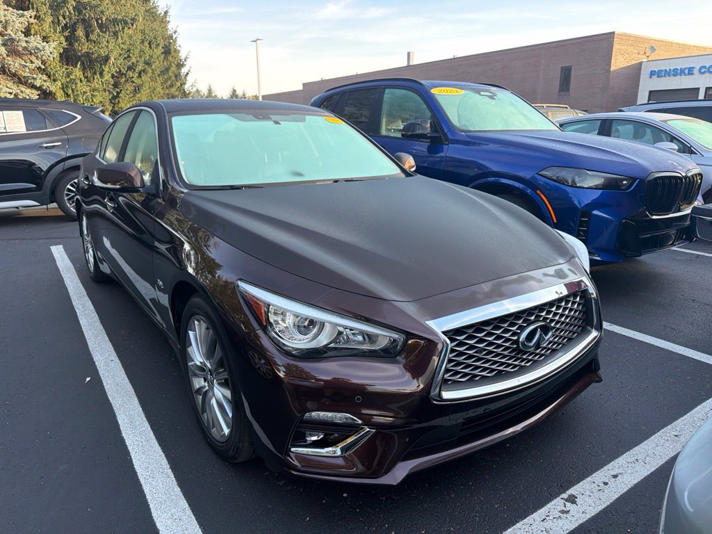 Used 2020 INFINITI Q50 Luxe w/ Essential Package (3.0T Luxe) AWD/4WD image 4