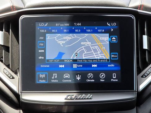 Used 2019 Maserati Ghibli S Q4 AWD/4WD image 24