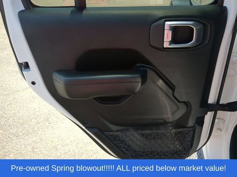 Used 2018 Jeep Wrangler Unlimited Sport S AWD/4WD image 32
