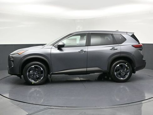New 2026 Nissan Rogue SV w/ Cold Weather Package image 2