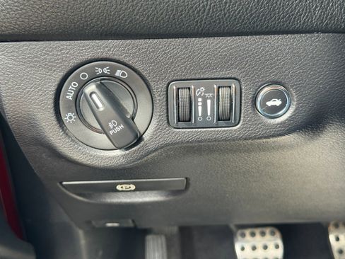 Used 2015 Dodge Challenger R/T w/ Quick Order Package 22B R/T image 17