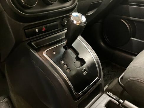 Used 2016 Jeep Patriot Sport w/ Power Value Group FWD image 23