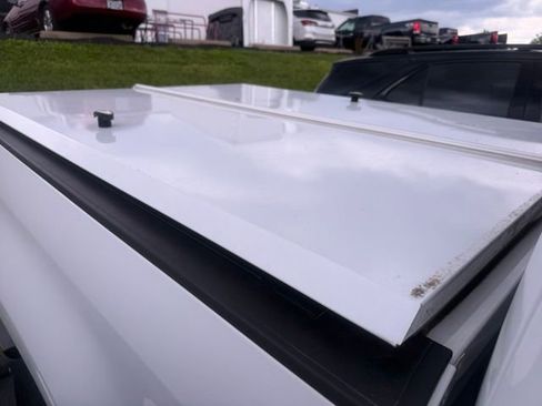 Used 2022 Chevrolet Colorado LT w/ Fleet Safety Package RWD image 6