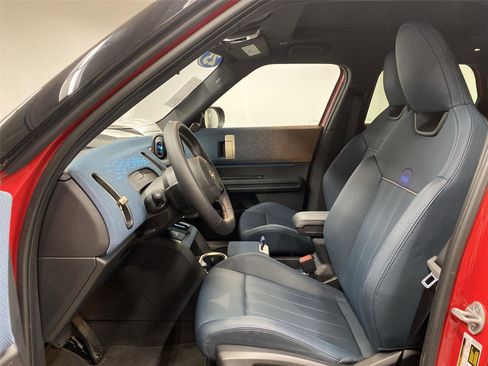 Certified 2025 MINI Cooper Countryman S w/ Comfort Package Max image 17