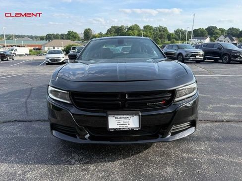 Used 2023 Dodge Charger SXT RWD image 11