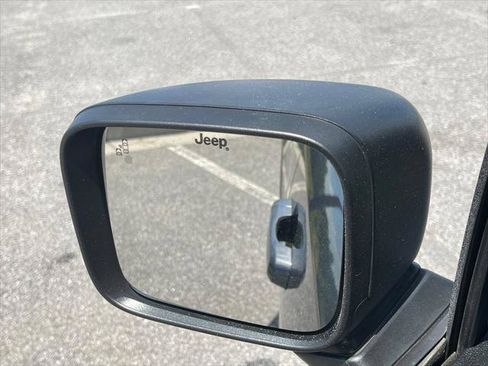 Certified 2022 Jeep Renegade Sport AWD/4WD image 56