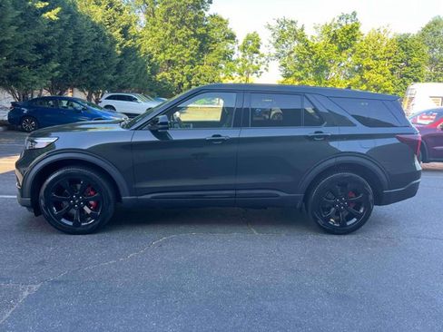 Used 2022 Ford Explorer ST w/ Equipment Group 401A AWD/4WD image 9