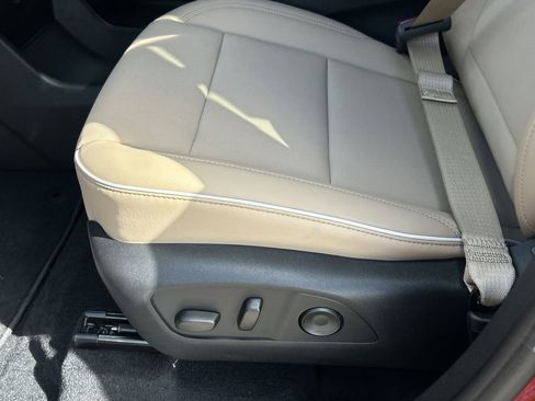 New 2026 Buick Enclave Preferred w/ Power Package image 21