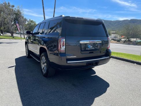 Used 2018 GMC Yukon Denali image 7