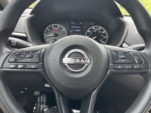Certified 2024 Nissan Altima 2.5 S FWD image 9