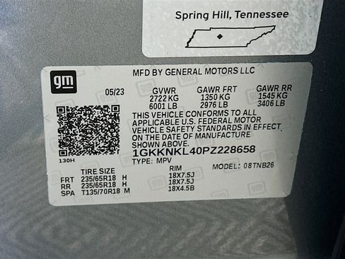 Used 2023 GMC Acadia SLE w/ Driver Convenience Package image 12