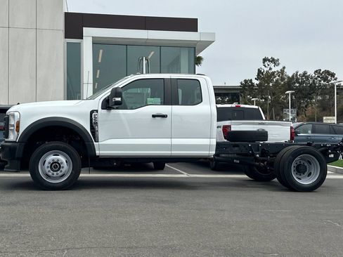 New 2026 Ford F550 4x4 Supercab Super Duty image 6