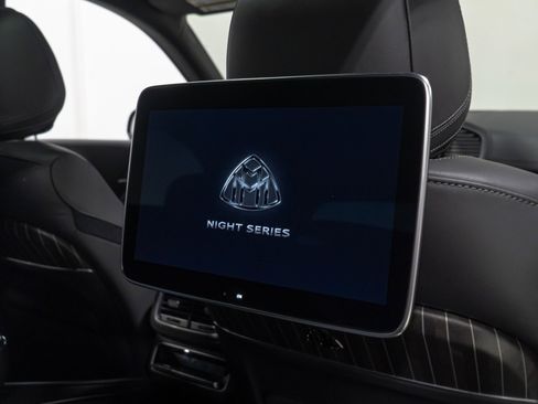 Used 2025 Mercedes-Benz Maybach GLS 600 4MATIC image 85