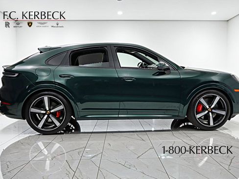 Used 2025 Porsche Cayenne GTS AWD/4WD image 13