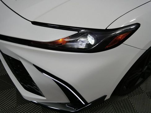Used 2026 Toyota Camry Hybrid w/ Multimedia Upgrade Package AWD/4WD image 10