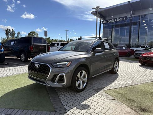 Used 2023 Audi Q5 2.0T Premium Plus AWD/4WD image 2