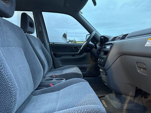 Used 1998 Honda CR-V LX image 12