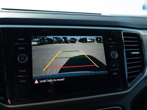 Used 2023 Volkswagen Atlas SEL image 25