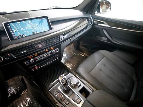 Used 2018 BMW X5 xDrive35d w/ Premium Package image 8
