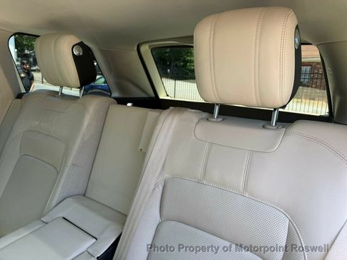 Used 2019 Land Rover Range Rover Long Wheelbase Supercharged AWD/4WD image 7