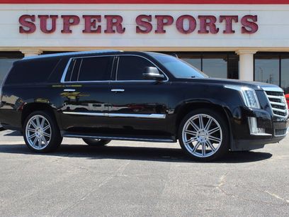 Used 2016 Cadillac Escalade ESV Luxury