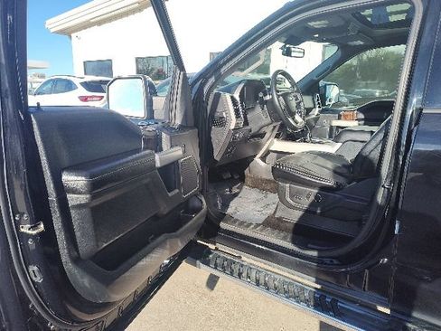 Used 2018 Ford F150 Lariat w/ Equipment Group 502A Luxury AWD/4WD image 20