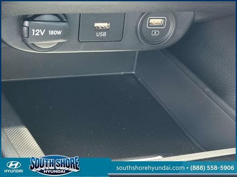 Certified 2023 Hyundai Elantra SEL FWD image 31