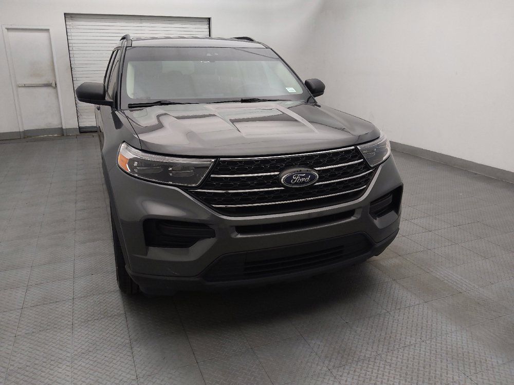 Used 2023 Ford Explorer XLT RWD image 14