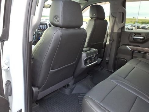 Used 2020 Chevrolet Silverado 1500 LTZ w/ LTZ Premium Package AWD/4WD image 10