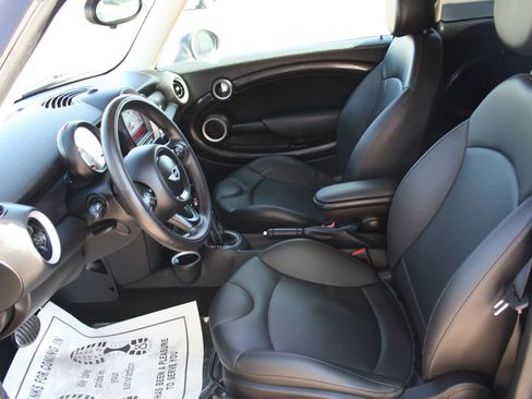 Used 2013 MINI Cooper Clubman S FWD image 15