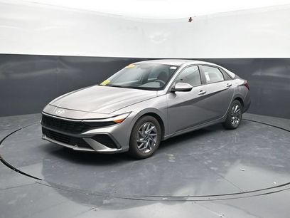 Used 2024 Hyundai Elantra SEL