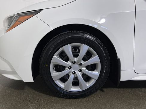 Certified 2020 Toyota Corolla LE FWD image 11