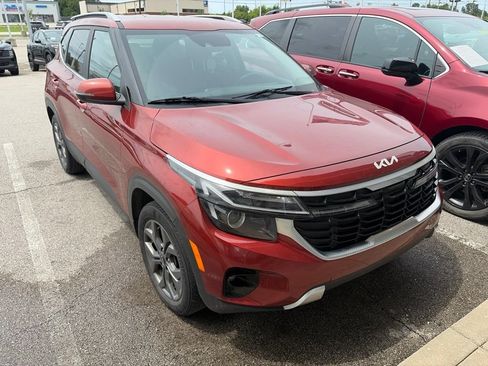 Used 2024 Kia Seltos S FWD image 3