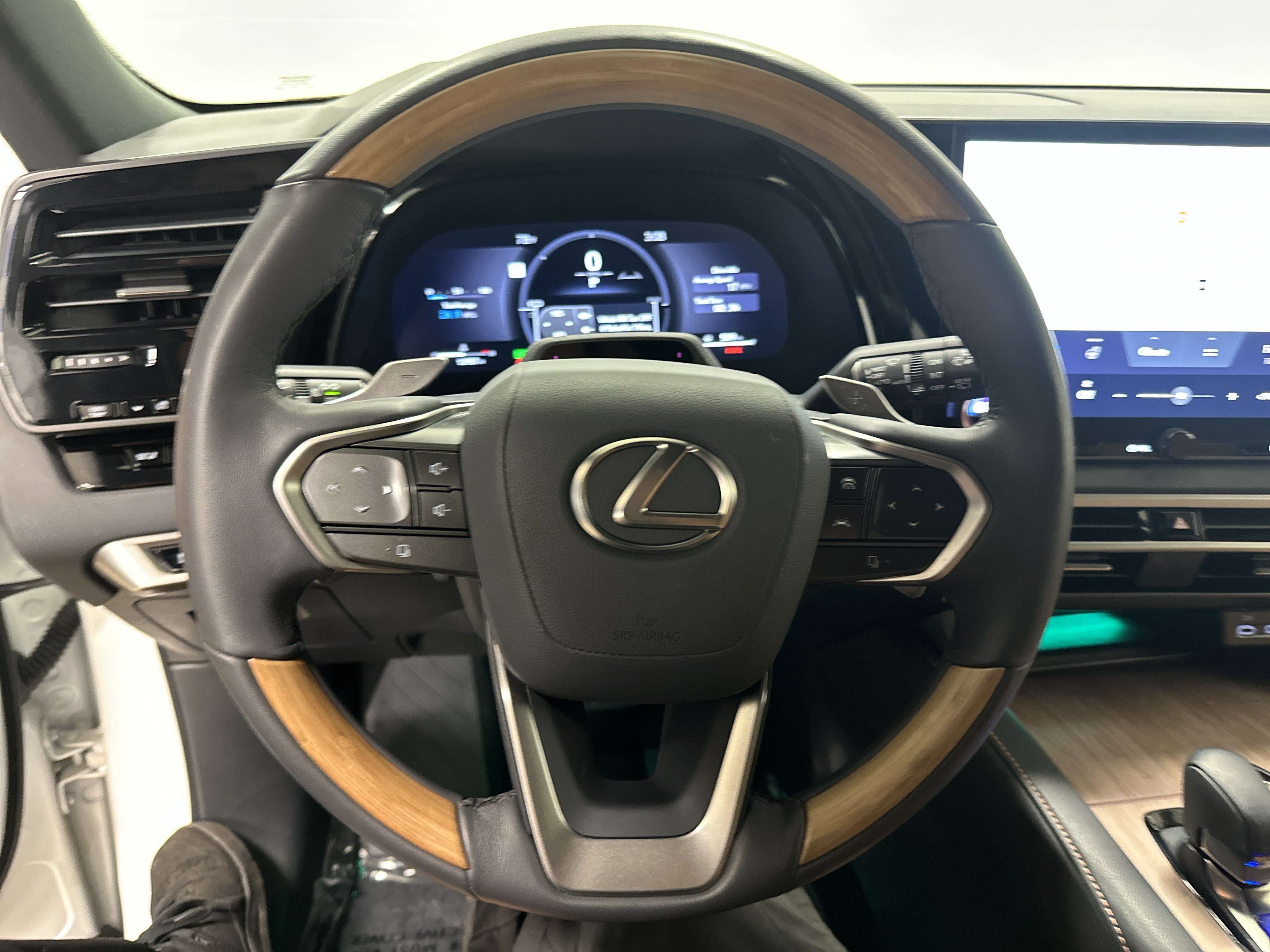 Used 2026 Lexus RX 350 w/ Convenience Package AWD/4WD image 18