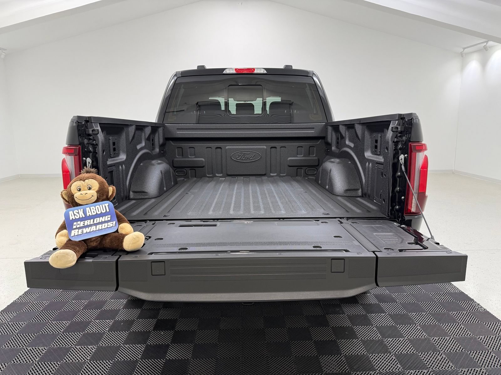 New 2026 Ford F150 King Ranch w/ Equipment Group 601A High AWD/4WD image 8