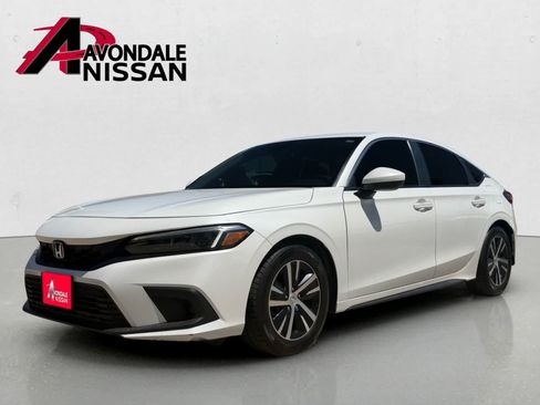 Used 2023 Honda Civic LX image 2