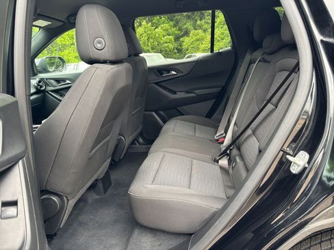 Used 2025 Chevrolet Equinox LT FWD image 24