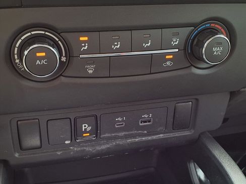 Used 2023 Nissan Frontier S w/ Technology Package image 15