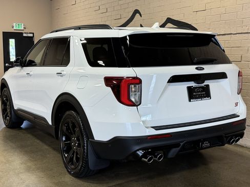 Used 2023 Ford Explorer ST w/ Technology Package AWD/4WD image 8