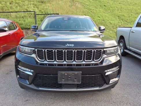 Used 2022 Jeep Grand Cherokee Limited w/ MOPAR Finishing Package AWD/4WD image 11