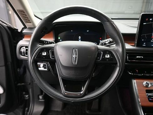 Used 2023 Lincoln Aviator Reserve w/ Equipment Group 201A image 32